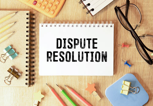 Giải quyết tranh chấp lao động